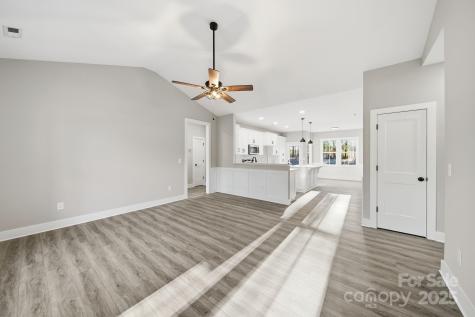 7657 Tuckaseegee Road Kannapolis NC 28081
