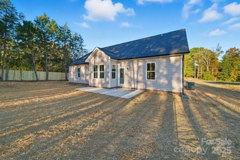 7657 Tuckaseegee Road Kannapolis NC 28081