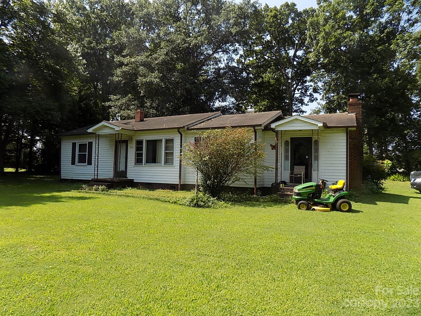 353 Lanier Avenue Mount Holly NC 28120