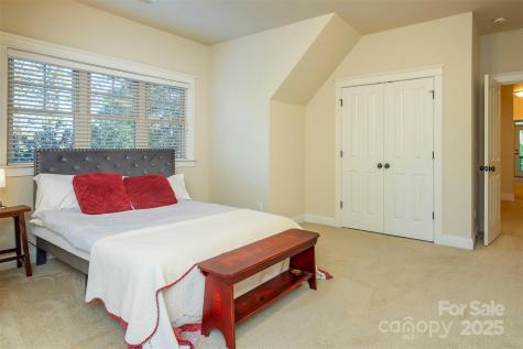 4 Yellow Owl Court Biltmore Lake NC 28715