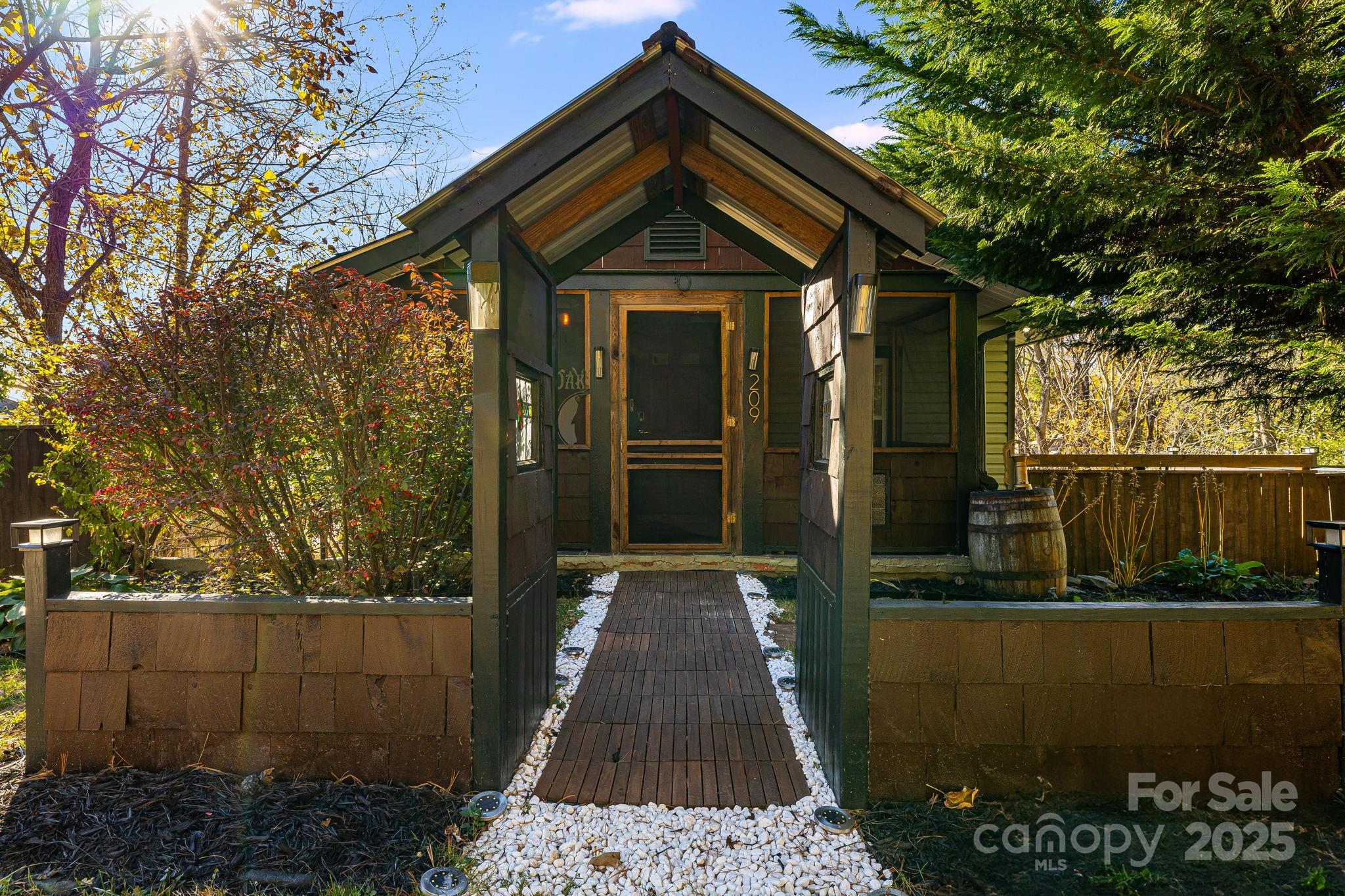 209 Glendale Avenue Asheville NC 28803