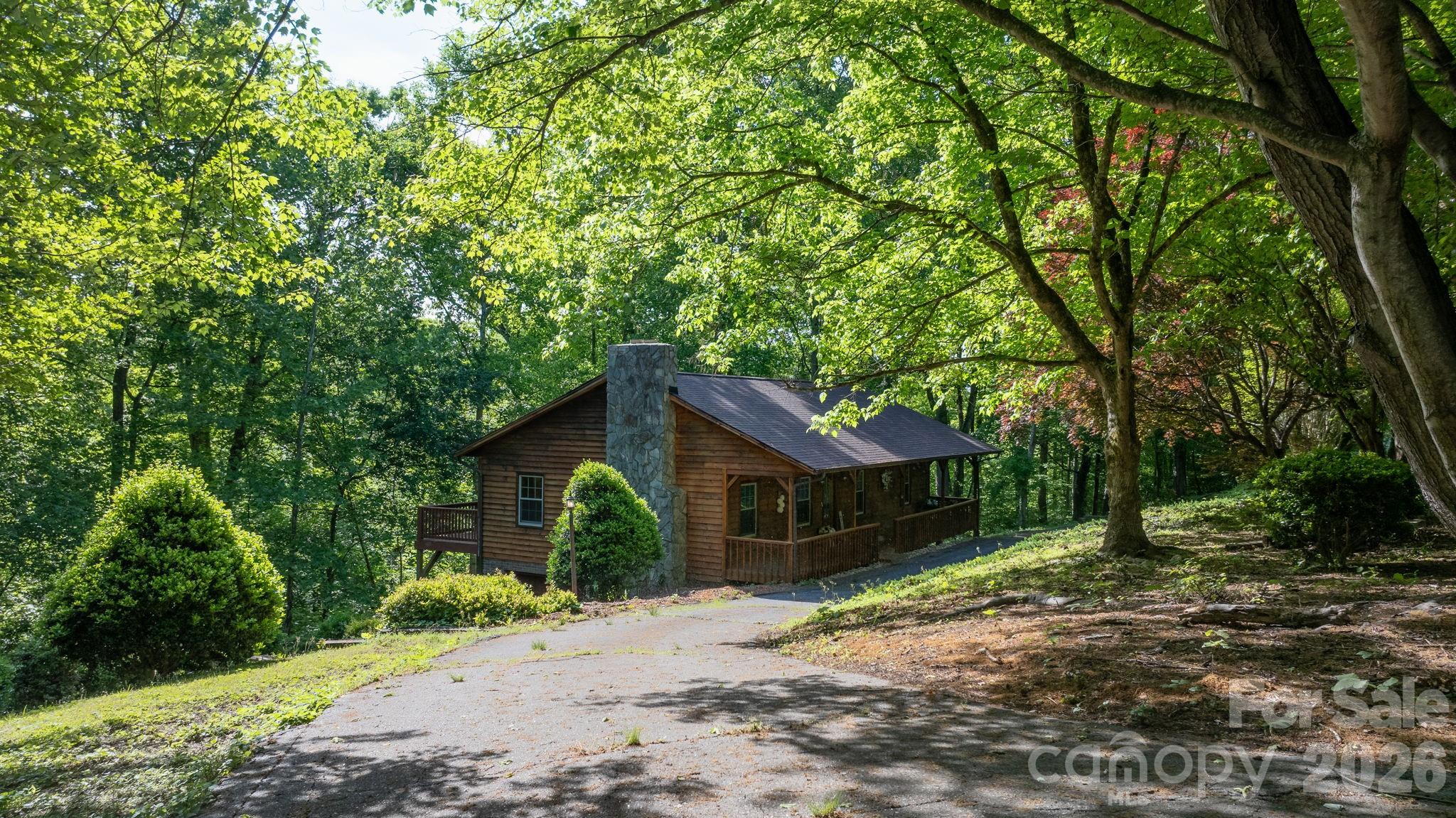 3840 Cherry Grove Drive Hickory NC 28602