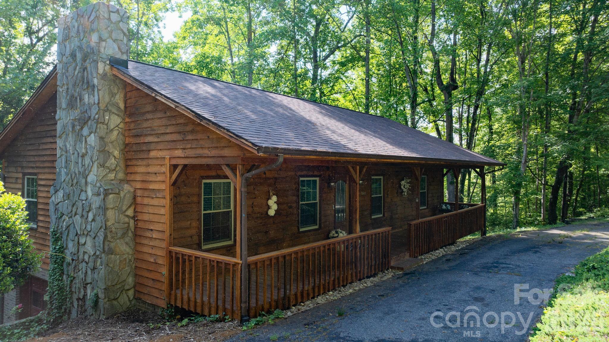 3840 Cherry Grove Drive Hickory NC 28602
