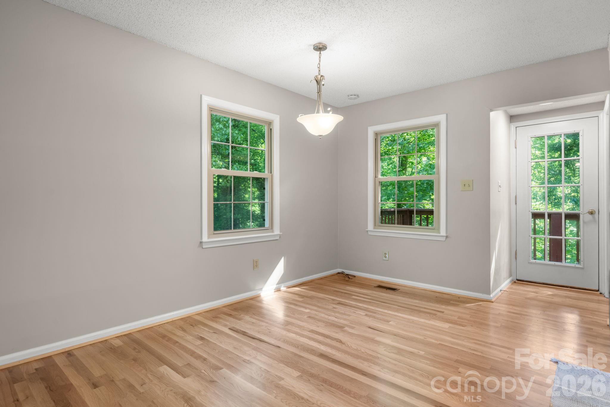 3840 Cherry Grove Drive Hickory NC 28602