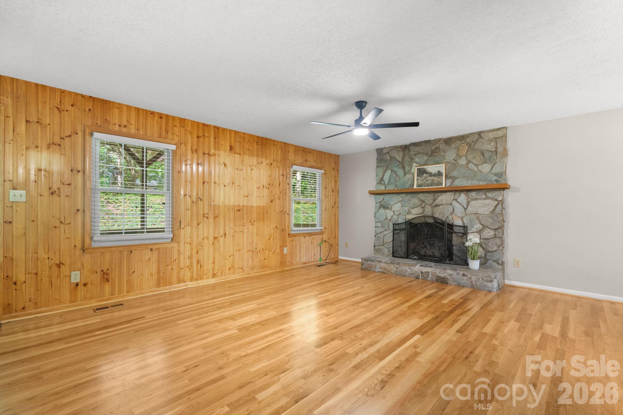 3840 Cherry Grove Drive Hickory NC 28602