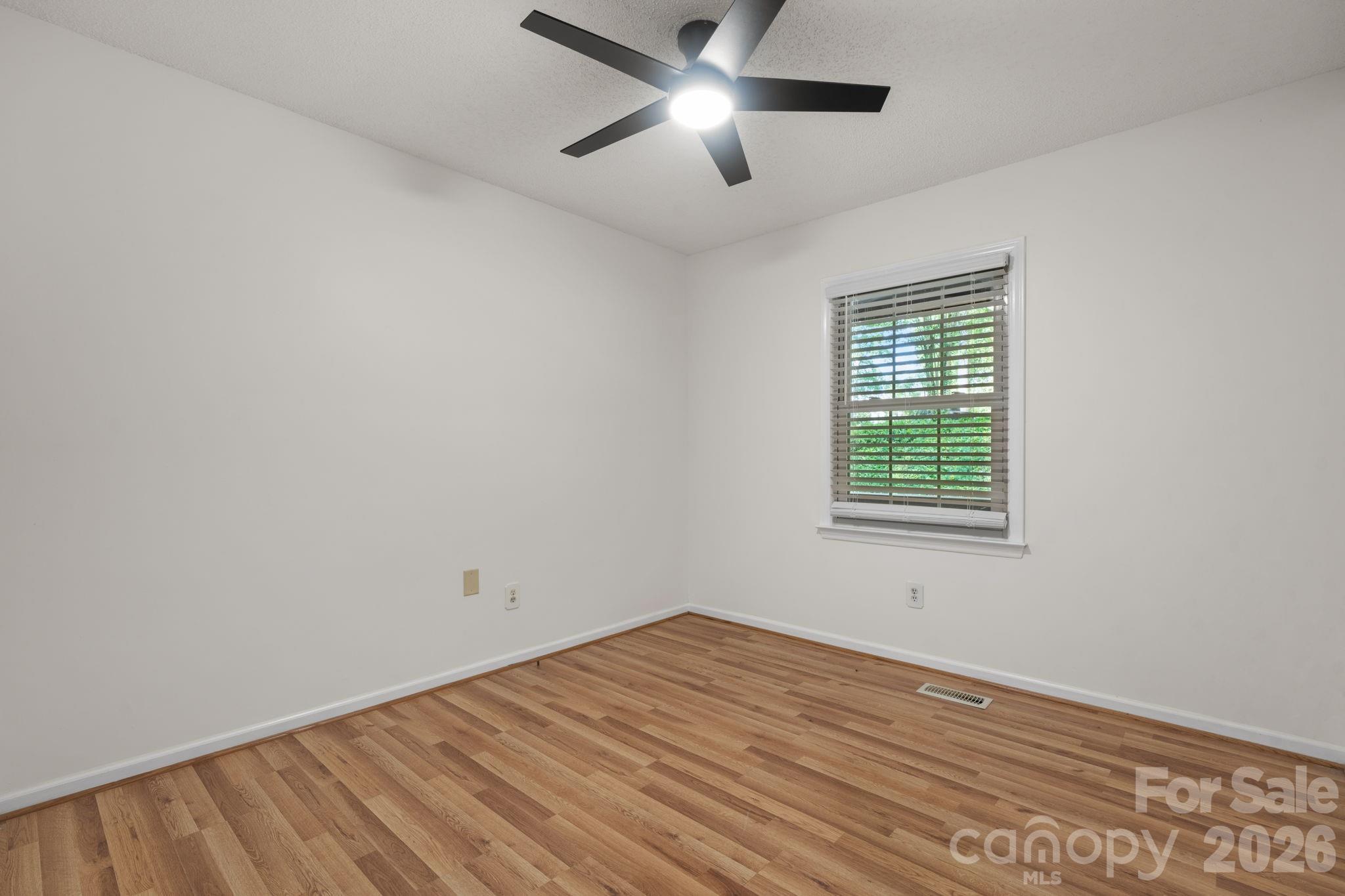3840 Cherry Grove Drive Hickory NC 28602