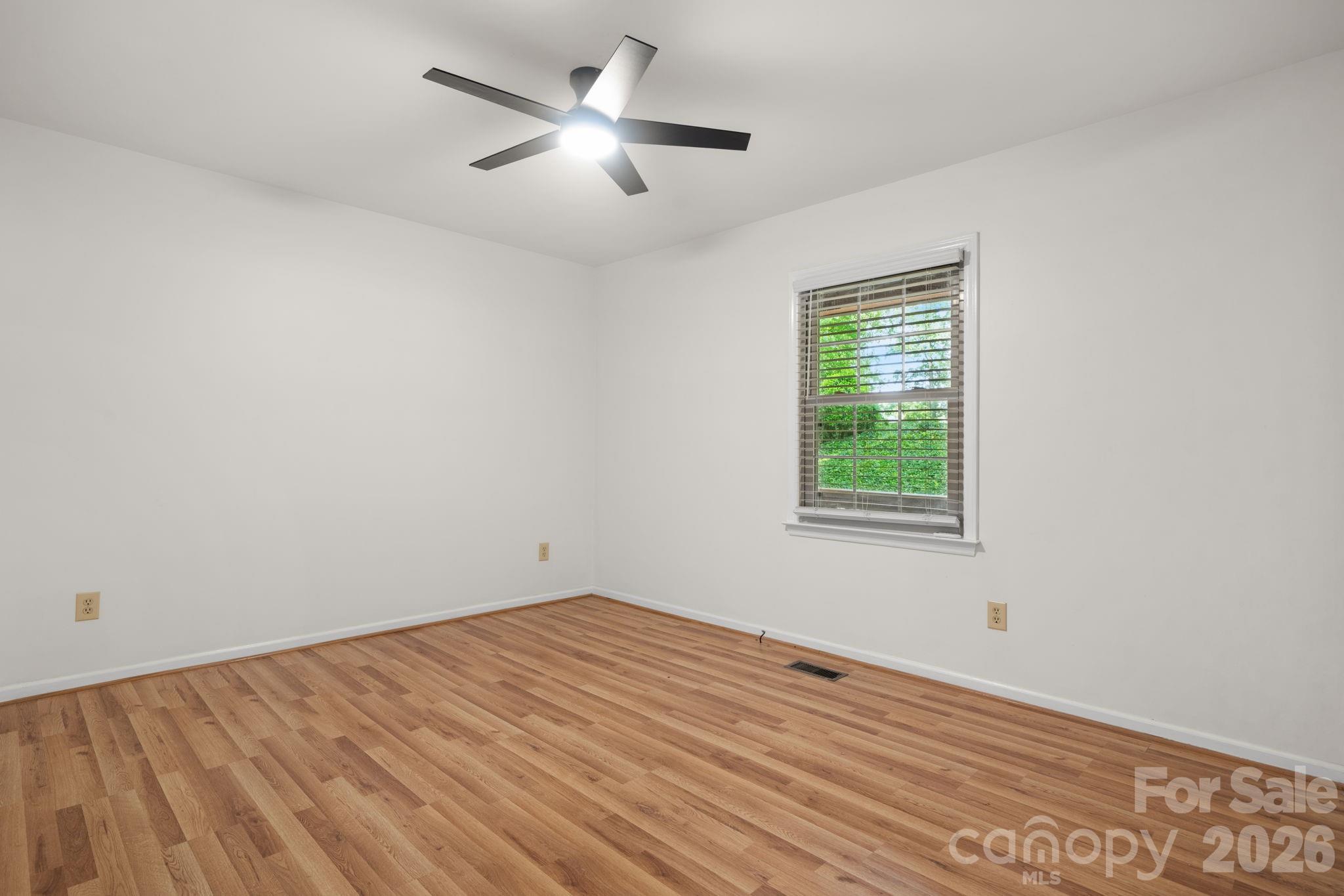 3840 Cherry Grove Drive Hickory NC 28602