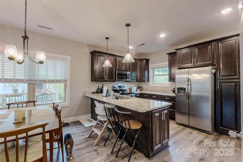 104 Wheeler Road Weaverville NC 28787