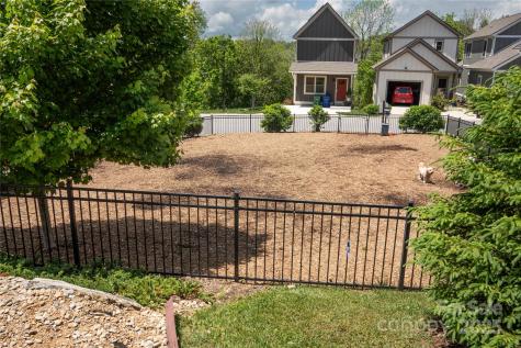 104 Wheeler Road Weaverville NC 28787