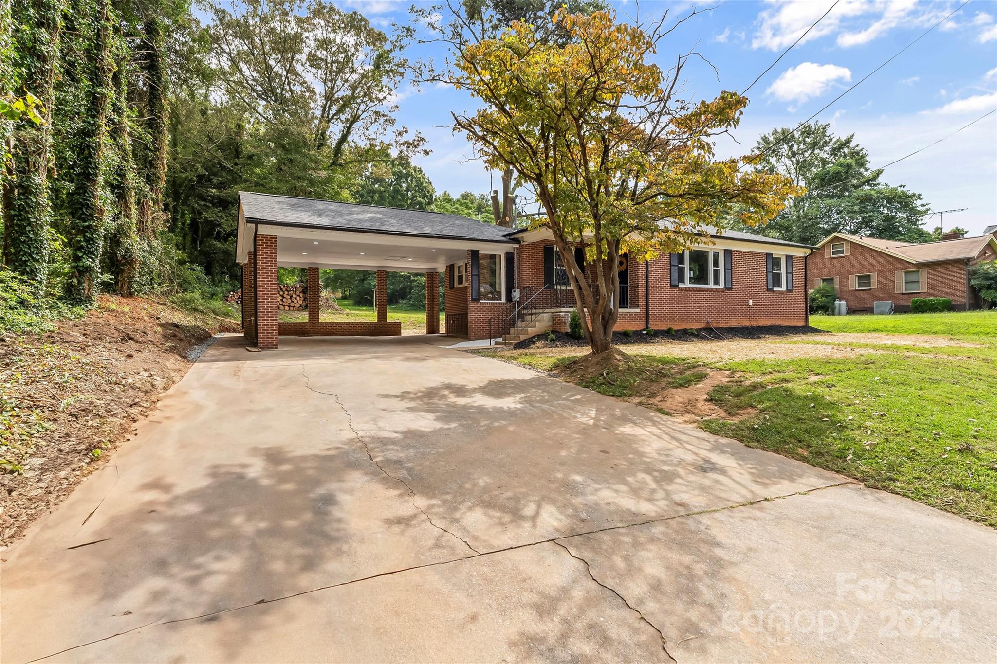 331 2nd Street Place SE Hickory NC 28602