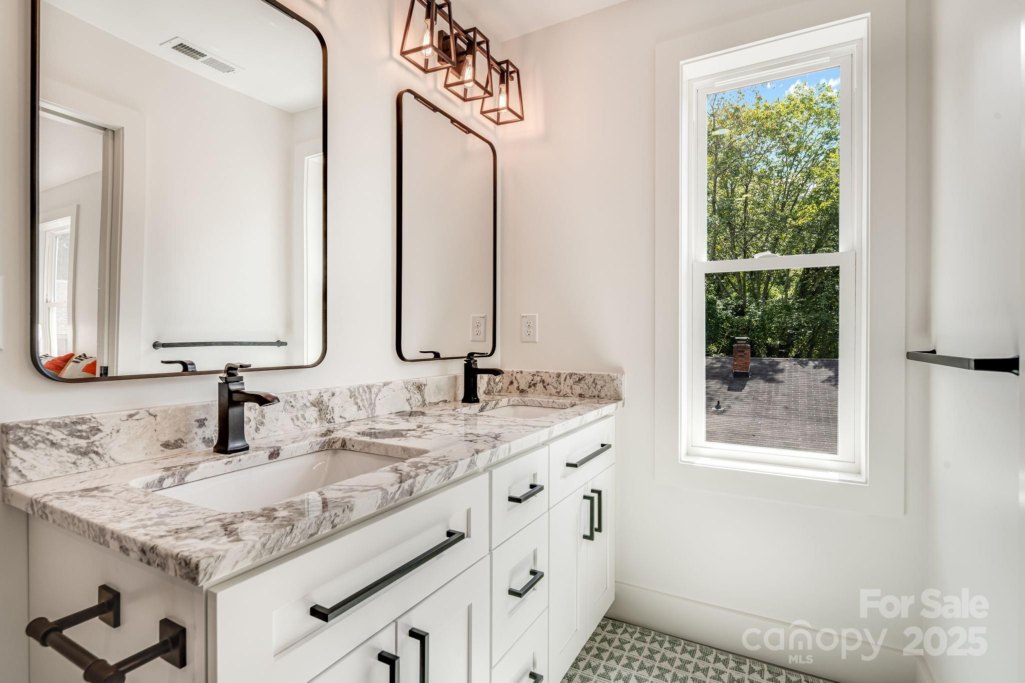 302 State Street Asheville NC 28806