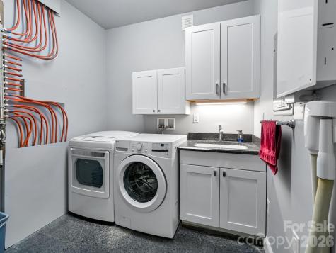 161 Birchwood Drive Hendersonville NC 28739
