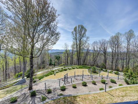 161 Birchwood Drive Hendersonville NC 28739