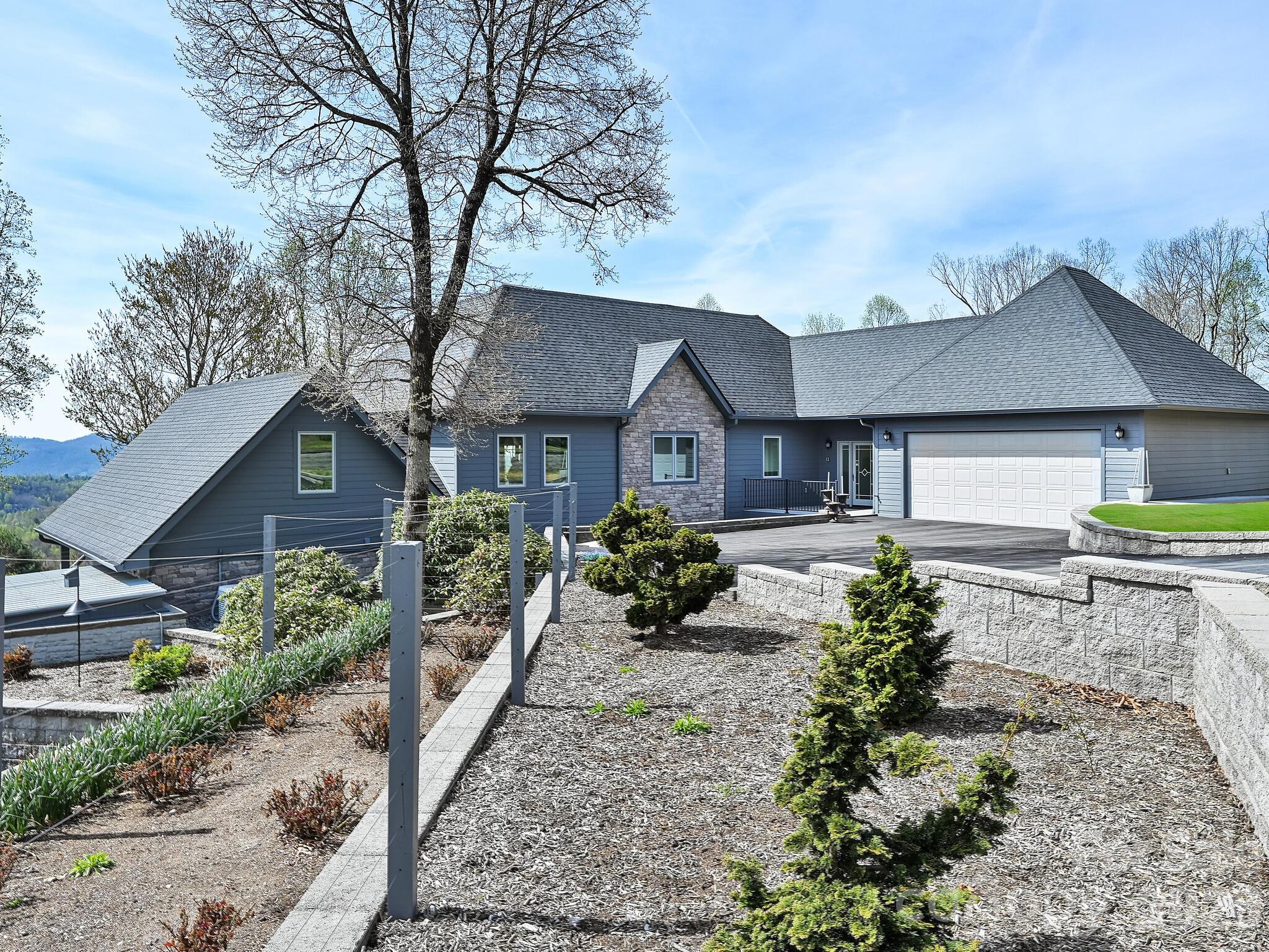 161 Birchwood Drive Hendersonville NC 28739