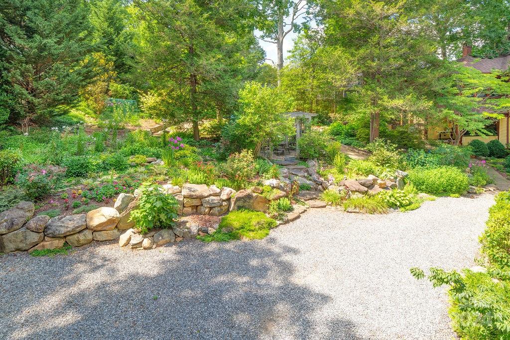 116 Flint Street Asheville NC 28801