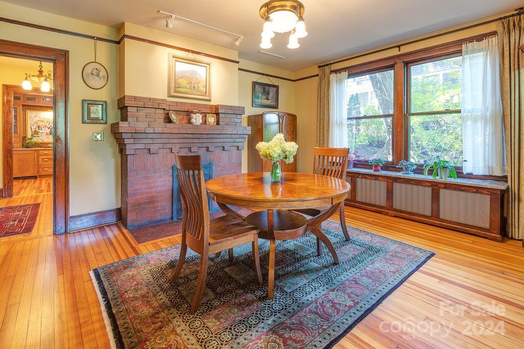 116 Flint Street Asheville NC 28801