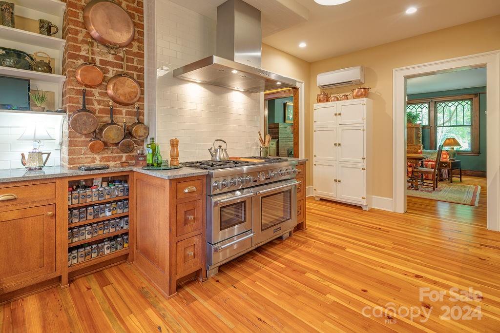 116 Flint Street Asheville NC 28801