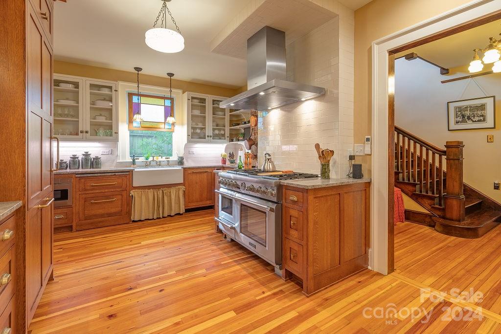116 Flint Street Asheville NC 28801