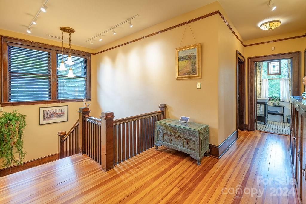116 Flint Street Asheville NC 28801