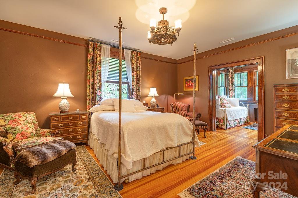 116 Flint Street Asheville NC 28801