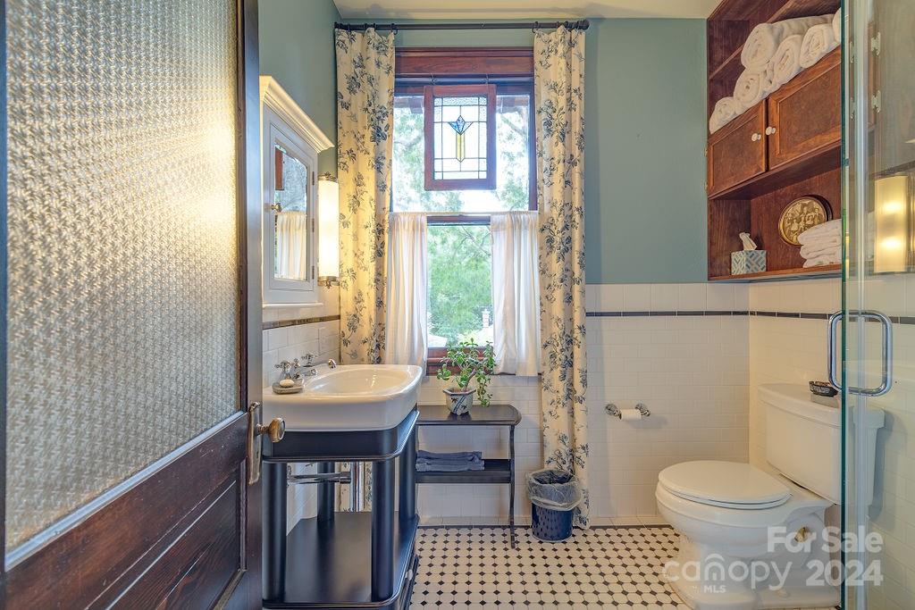 116 Flint Street Asheville NC 28801