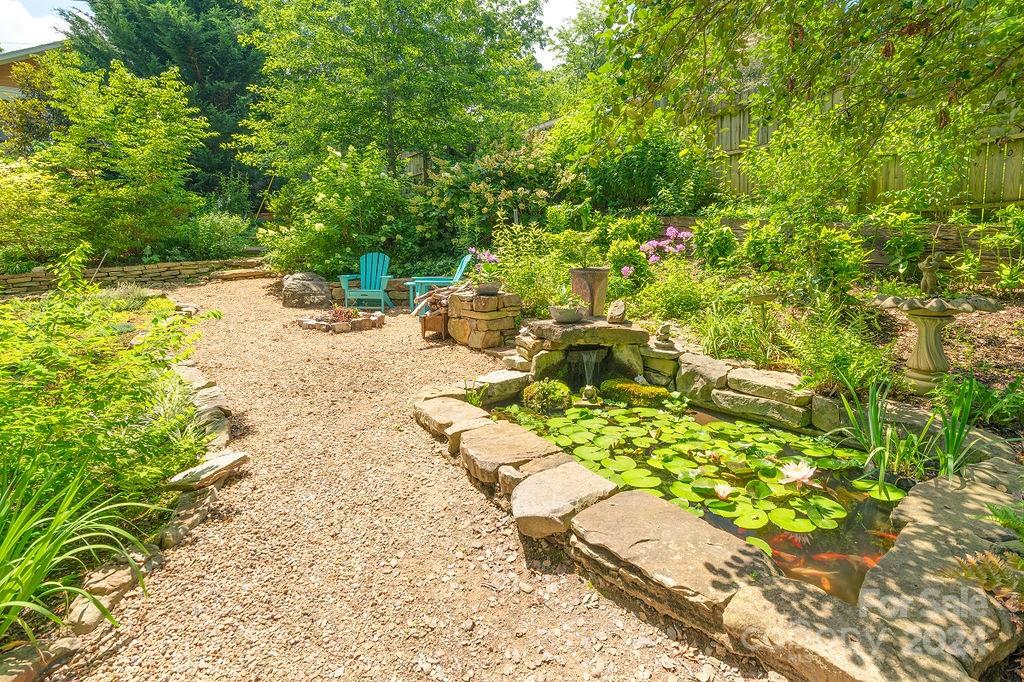 116 Flint Street Asheville NC 28801