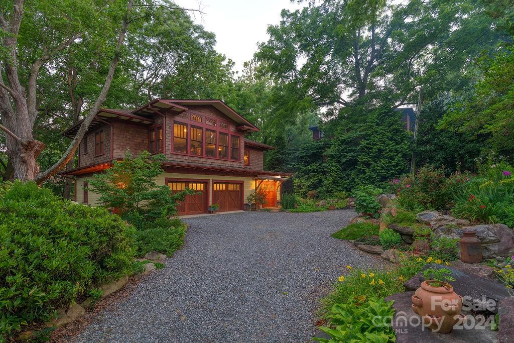 116 Flint Street Asheville NC 28801