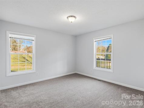 21 Shelburne Drive Asheville NC 28806