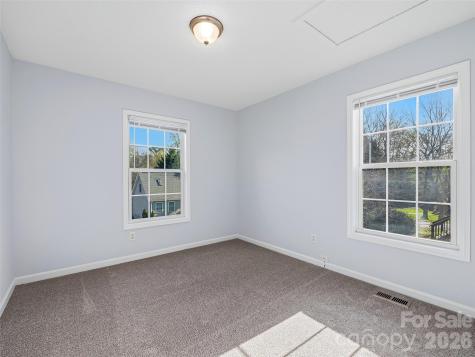21 Shelburne Drive Asheville NC 28806
