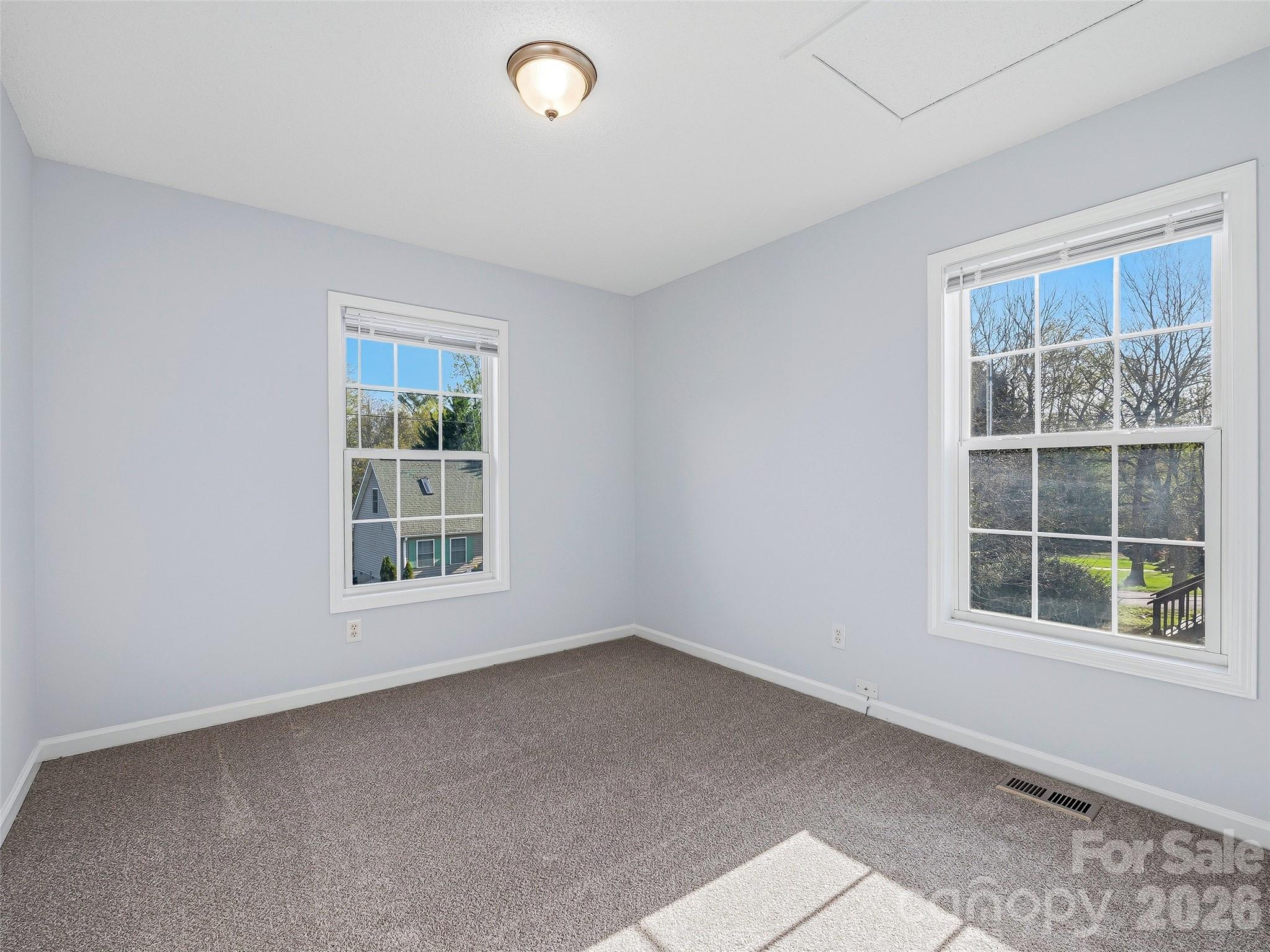 21 Shelburne Drive Asheville NC 28806