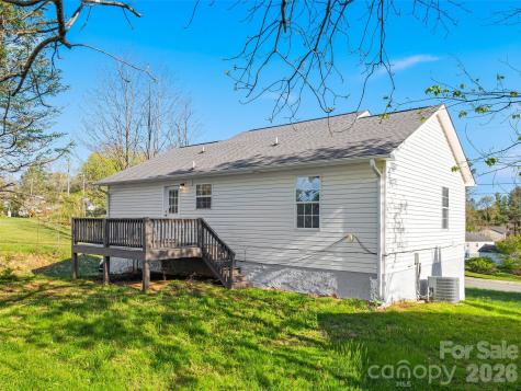 21 Shelburne Drive Asheville NC 28806