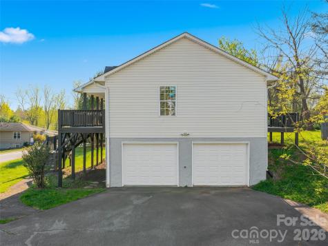 21 Shelburne Drive Asheville NC 28806