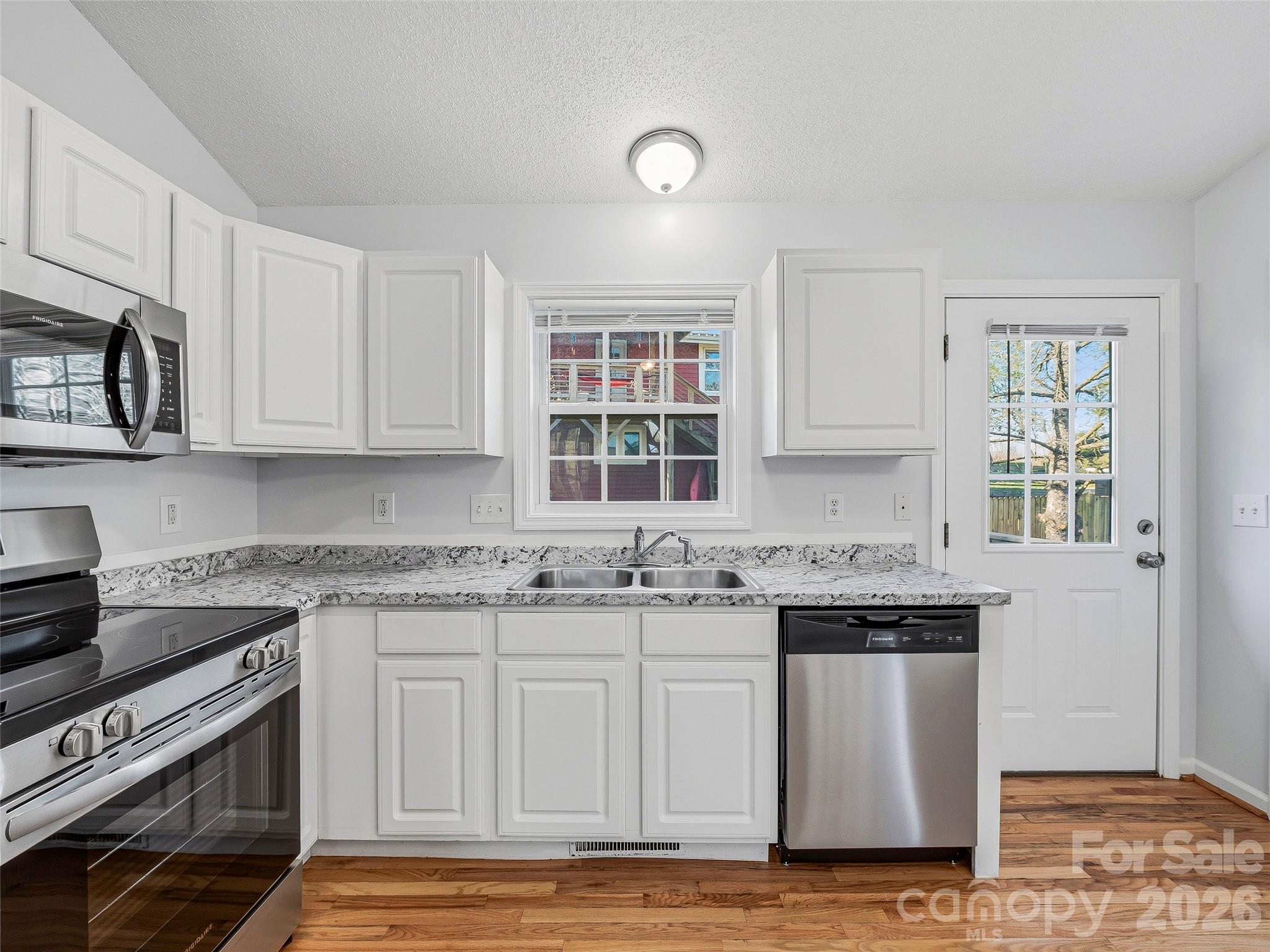 21 Shelburne Drive Asheville NC 28806