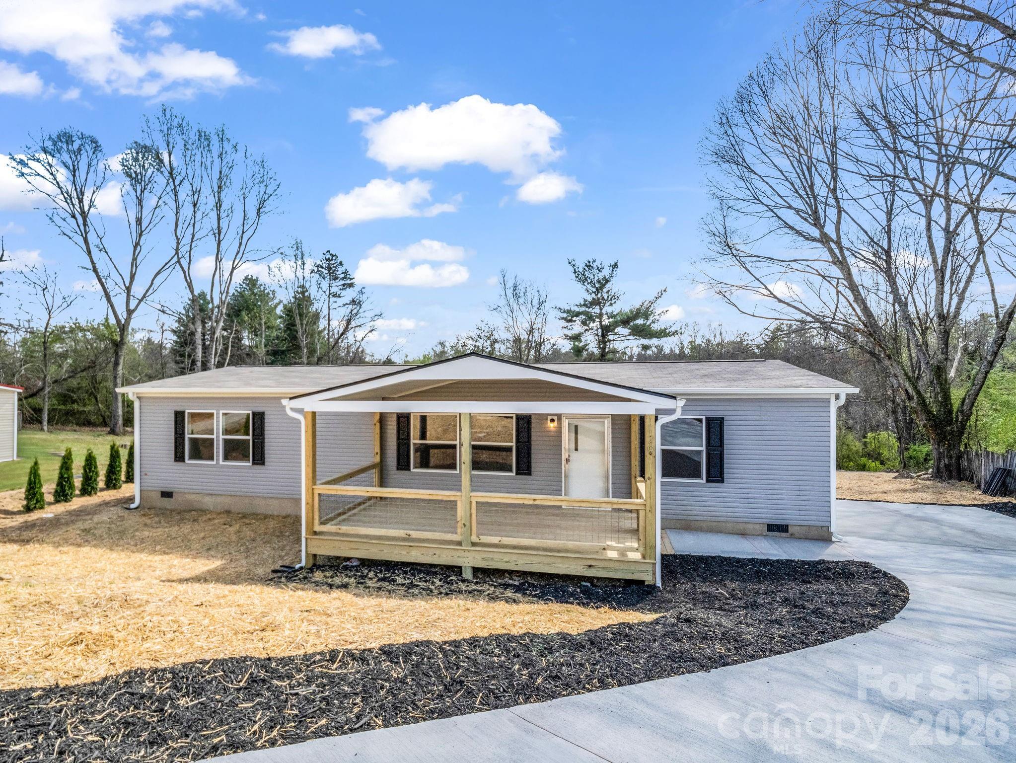 129 Haven Road East Flat Rock NC 28726