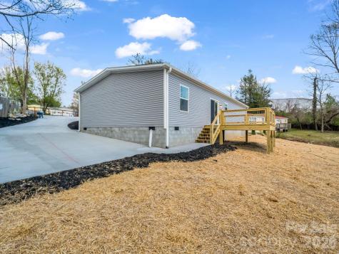 129 Haven Road East Flat Rock NC 28726