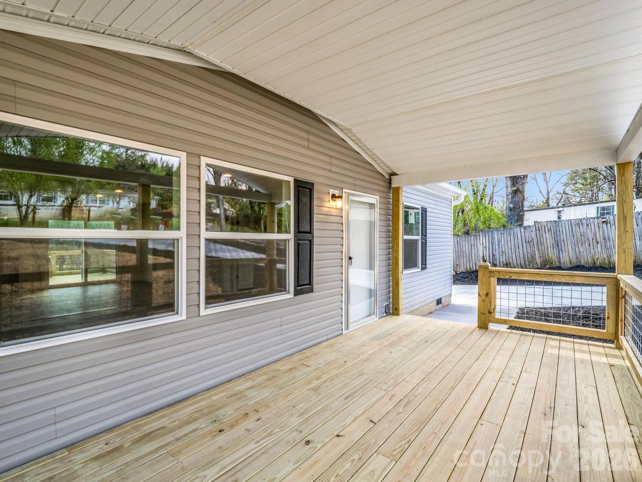 129 Haven Road East Flat Rock NC 28726