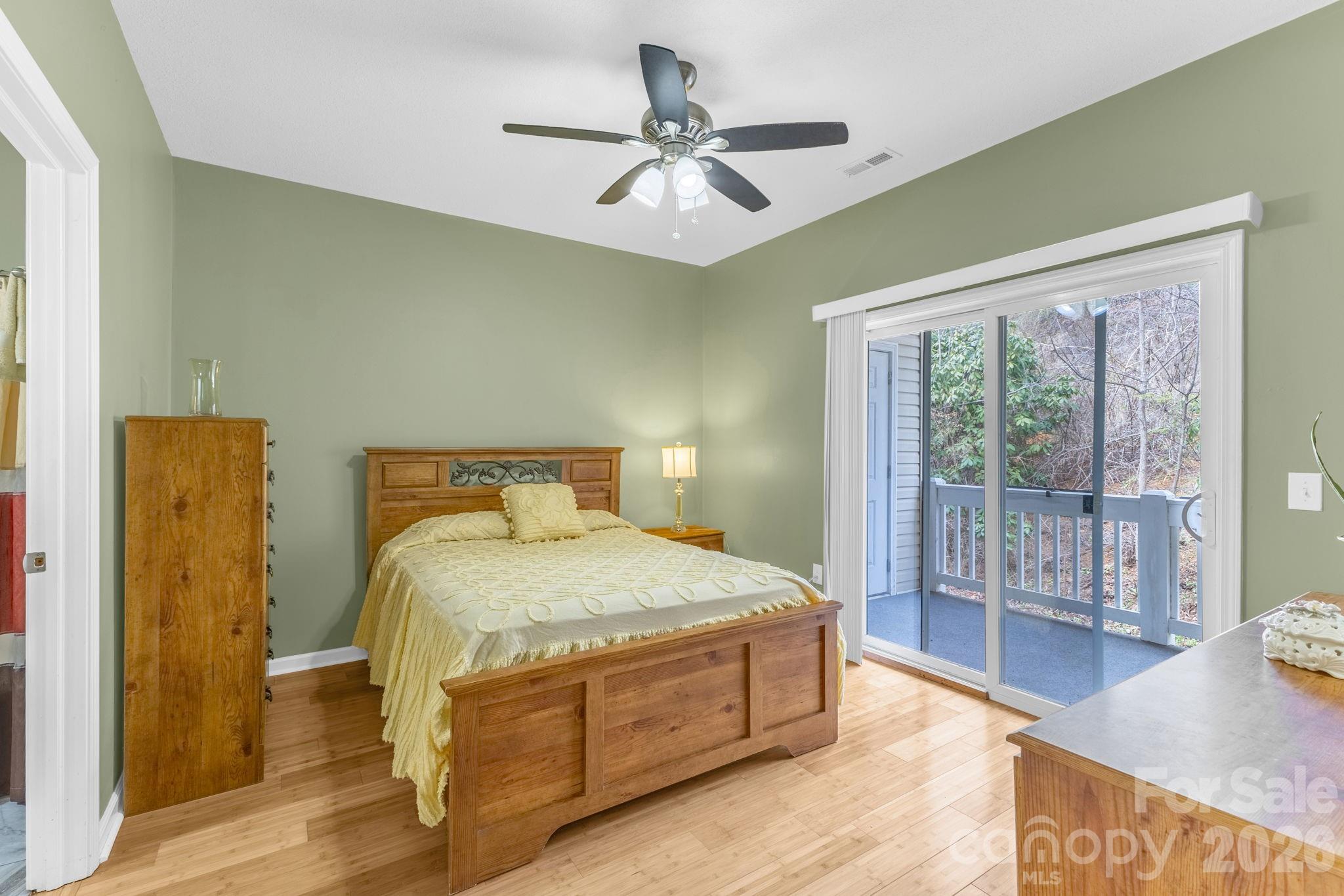 709 Villas Court Asheville NC 28806