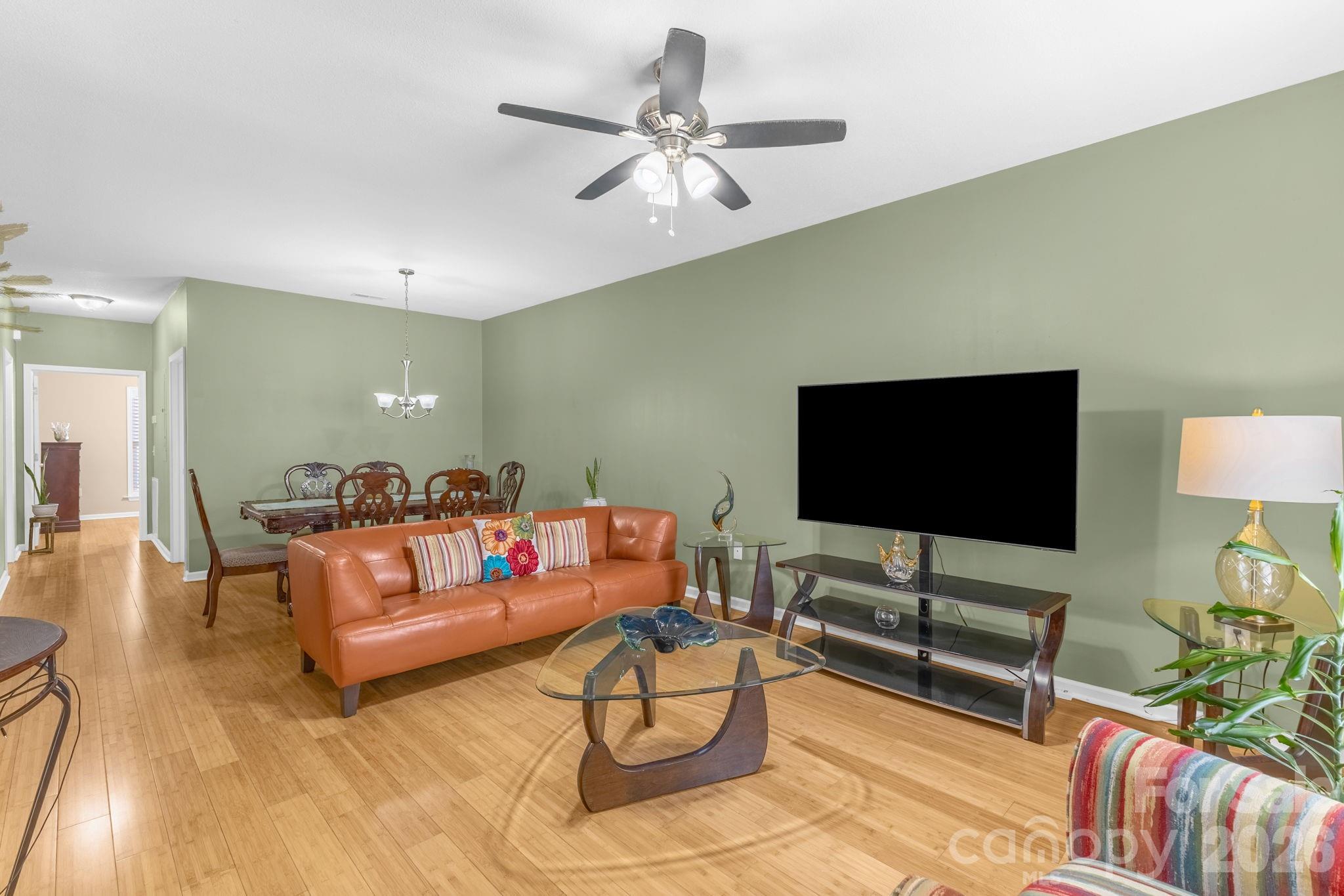 709 Villas Court Asheville NC 28806