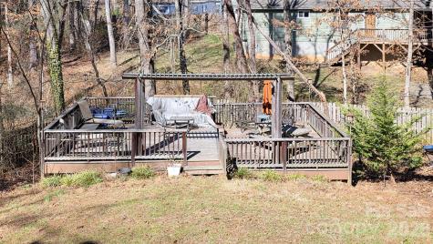 28 Sweetbriar Court Asheville NC 28803