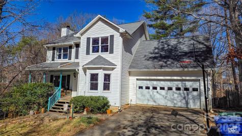 28 Sweetbriar Court Asheville NC 28803