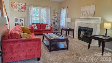 28 Sweetbriar Court Asheville NC 28803