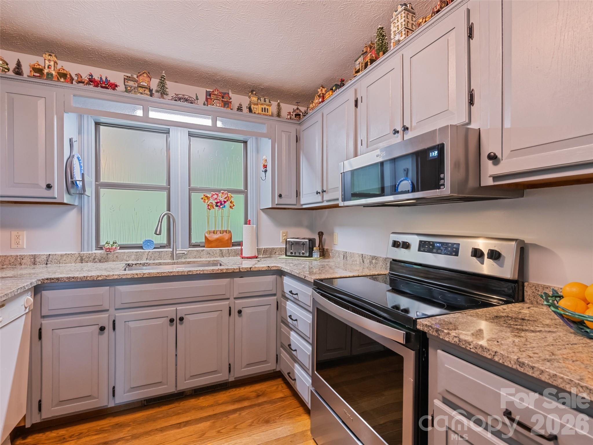 2863 Heath Peak Road Waynesville NC 28785