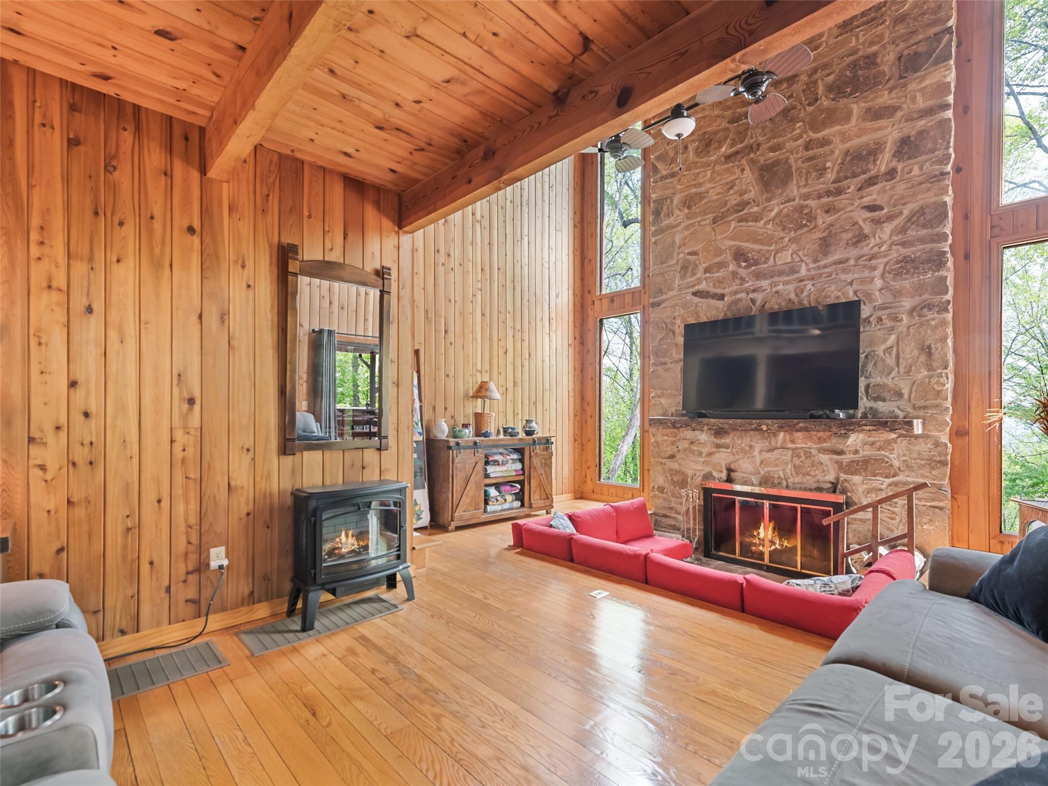 2863 Heath Peak Road Waynesville NC 28785