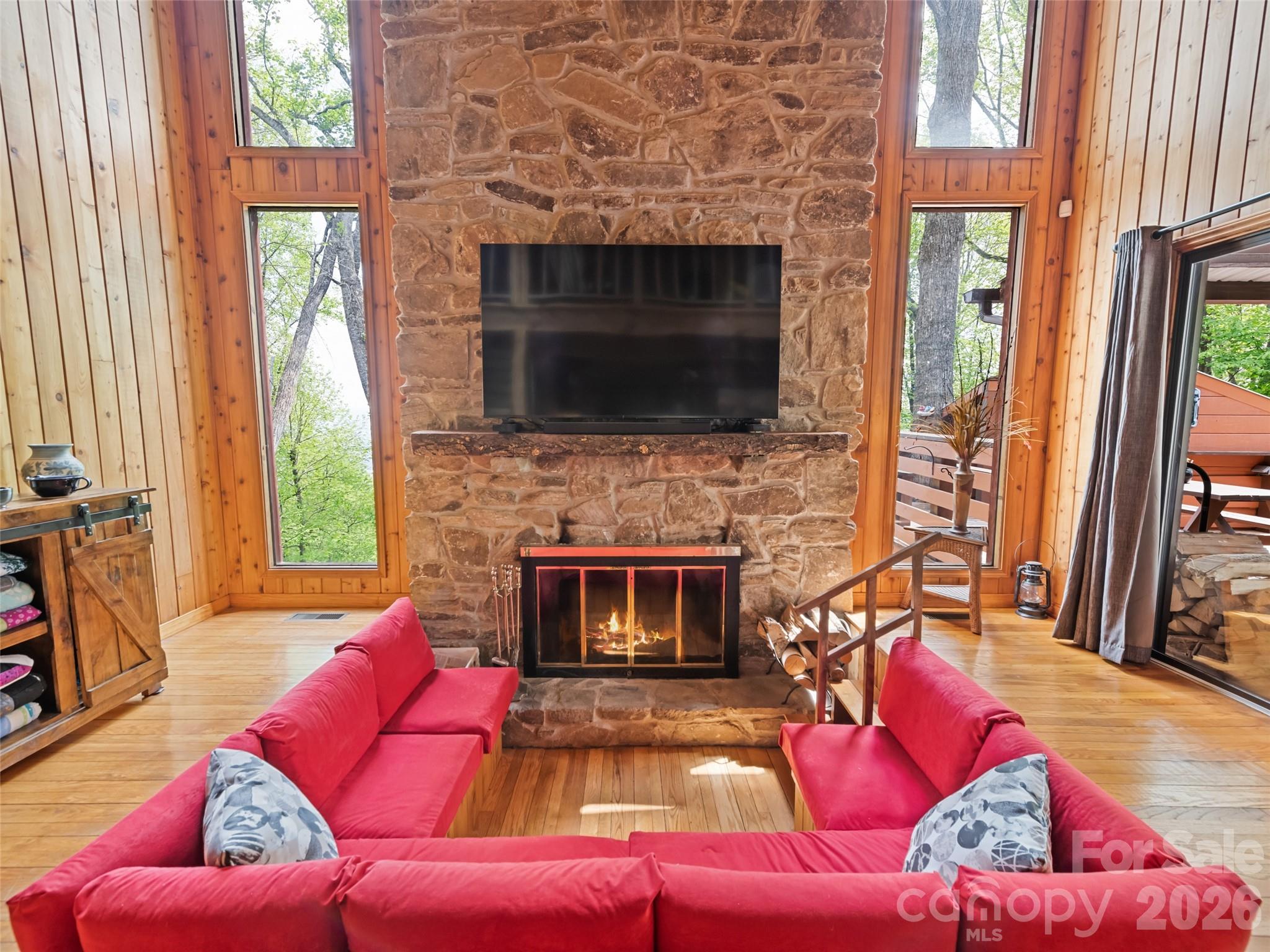 2863 Heath Peak Road Waynesville NC 28785
