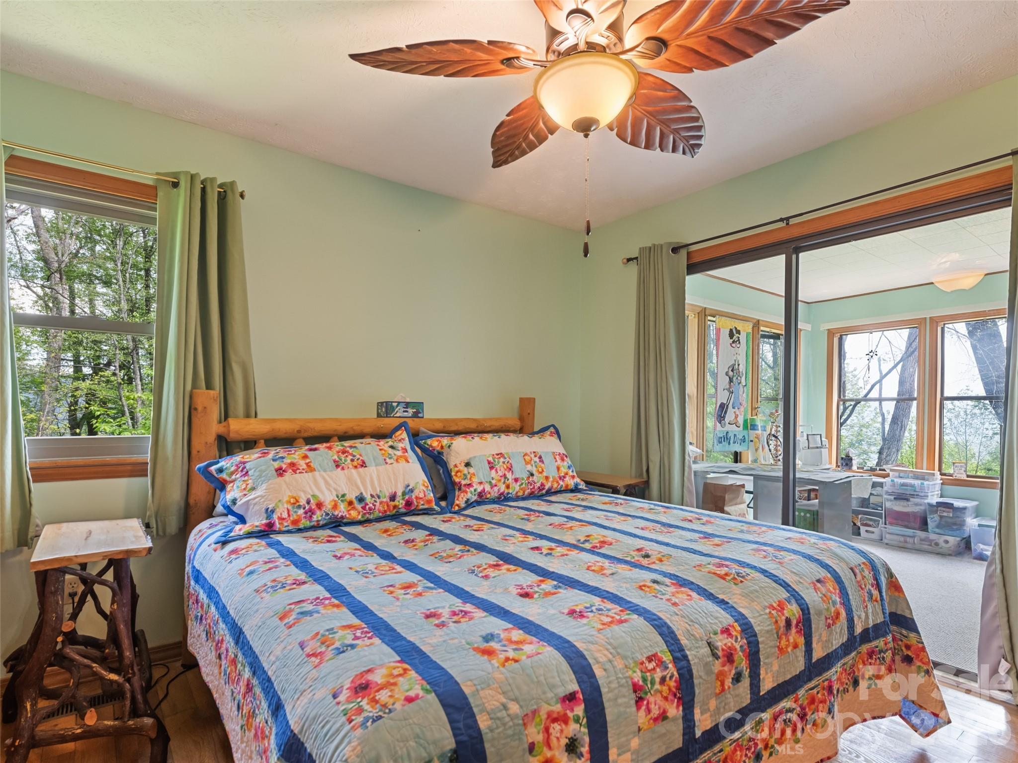 2863 Heath Peak Road Waynesville NC 28785