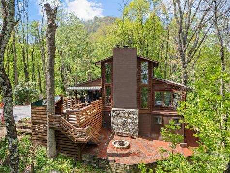 2863 Heath Peak Road Waynesville NC 28785