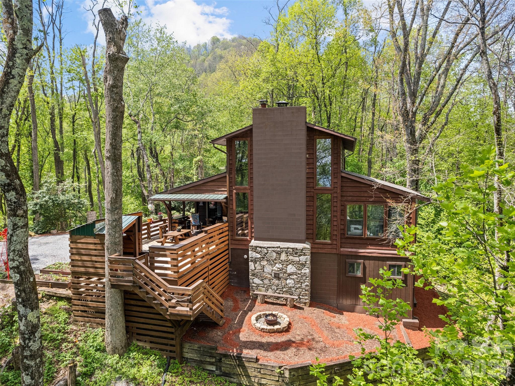 2863 Heath Peak Road Waynesville NC 28785