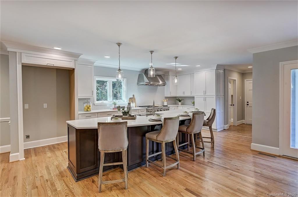 3510 Ravencliff Drive Charlotte NC 28226