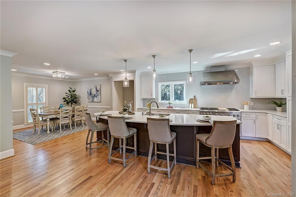 3510 Ravencliff Drive Charlotte NC 28226