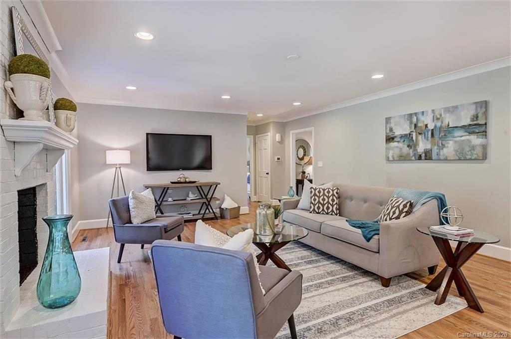 3510 Ravencliff Drive Charlotte NC 28226
